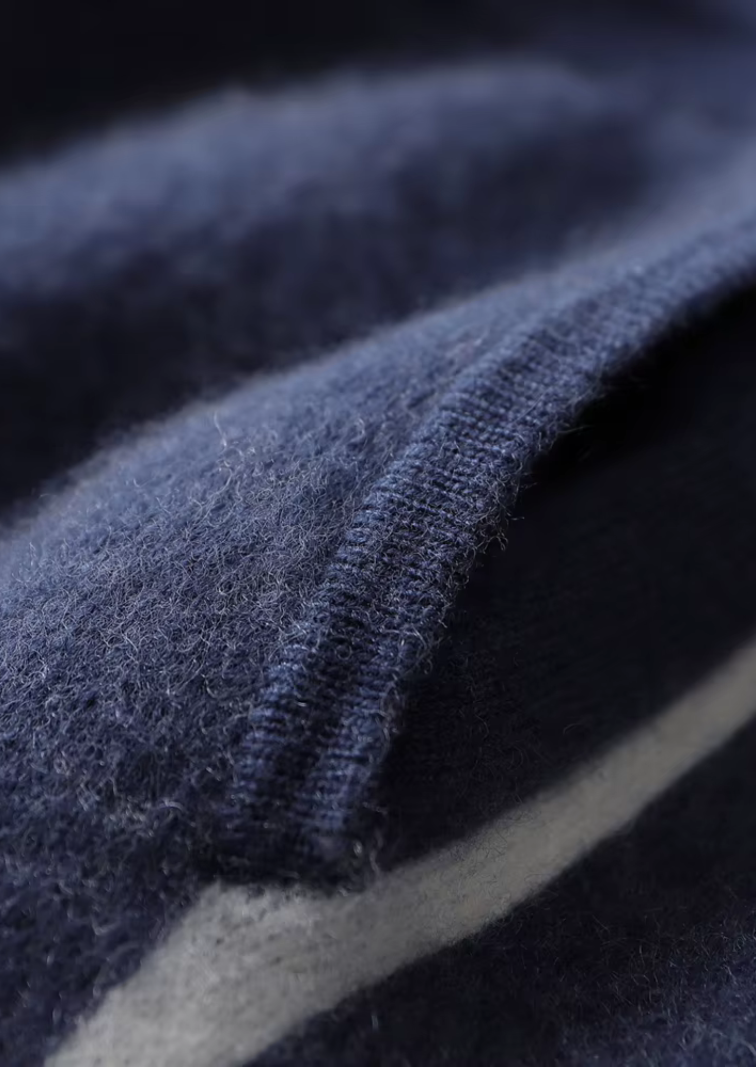 PREMIUM CASHMERE LEISURE SET